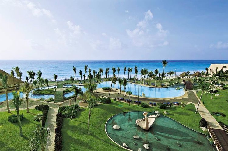 Zájezd Grand Oasis Cancun **** - Yucatan / Cancún - Bazén